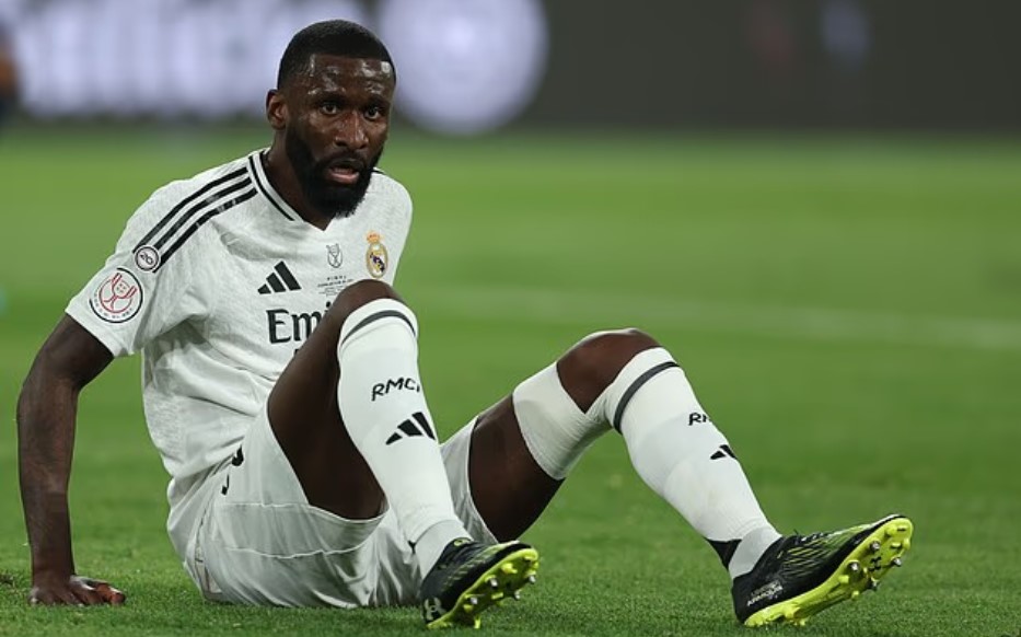 Một ngôi sao sắp chia tay Real Madrid sau khi mất vị trí và 'va chạm' với Jude Bellingham - Ảnh 2.