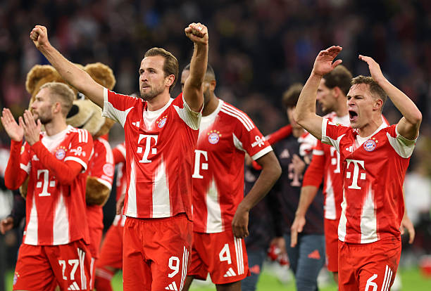 Tiền đạo người Anh Harry Kane tiếp tục thể hiện phong độ hủy diệt khi ghi bàn mở tỷ số, góp công lớn giúp Bayern Munich đánh bại Borussia Dortmund 2-1 ở vòng 7 Bundesliga