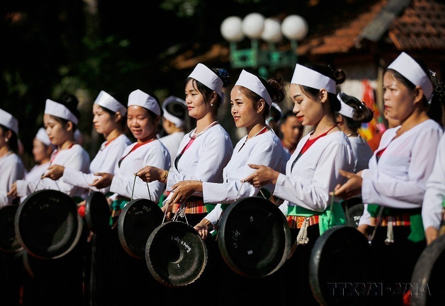 Phụ nữ Việt Nam phát huy truyền thống vẻ vang trong kỷ nguyên mới - Ảnh 14.