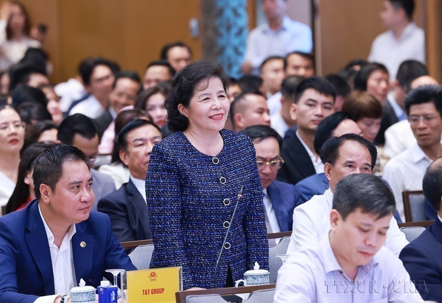 Phụ nữ Việt Nam phát huy truyền thống vẻ vang trong kỷ nguyên mới - Ảnh 11.