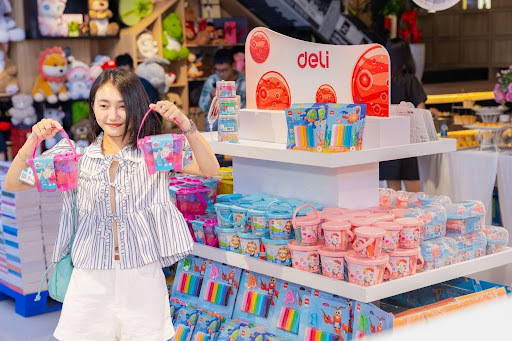 Khởi động mùa Back To School 2025: Khi đồ dùng học tập trở thành món phụ kiện độc đáo - Ảnh 2.