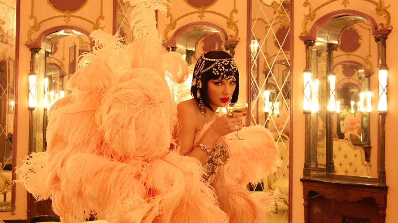 Album "Life of a Showgirl": Taylor Swift - Thăng hoa trong cả sự nghiệp và tình yêu