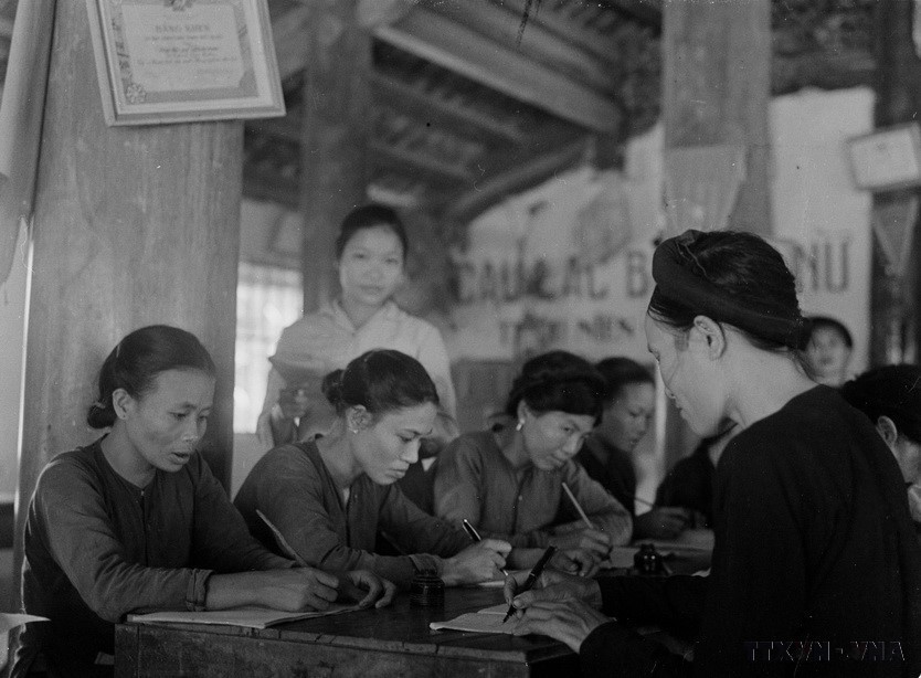vnapotalphunuvietnamphathuytruyenthongvevangtrongkynguyenmoi8346012-17609276097831864381885.jpg