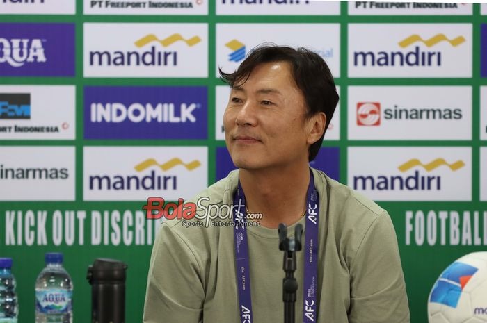Tin nóng thể thao sáng 21/10: Lào dùng đội U22 đấu ĐT Việt Nam; Atletico khiếu nại Arsenal vì lí do hi hữu - Ảnh 1.