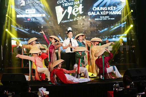 Phi công Tạ Quang Bình: “Trong âm nhạc, tôi tìm thấy chính mình.” - Ảnh 2.