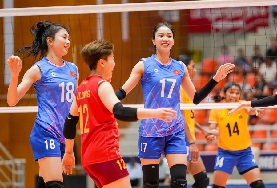 Tin nóng thể thao tối 25/10: Tranh cãi trong quá trình chuẩn bị cho SEA Games của bóng chuyền nữ Việt Nam - Ảnh 1. Tin nóng thể thao tối 25/10: Tranh cãi trong quá trình chuẩn bị cho SEA Games của bóng chuyền nữ Việt Nam - Ảnh 1.
