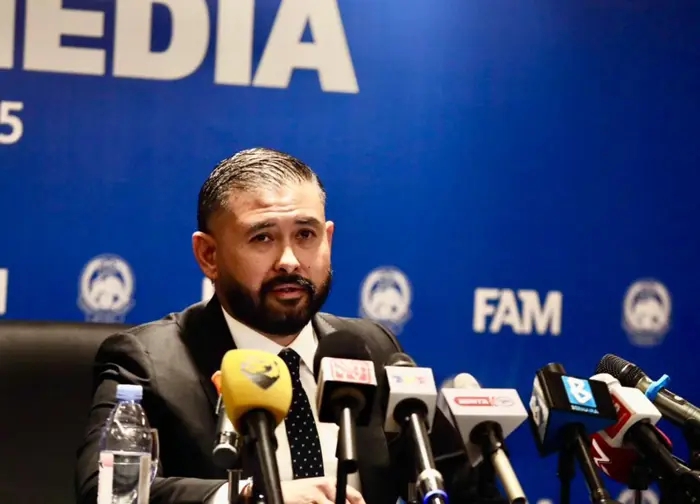 'FIFA khó thay đổi án phạt với bóng đá Malaysia' - Ảnh 1.