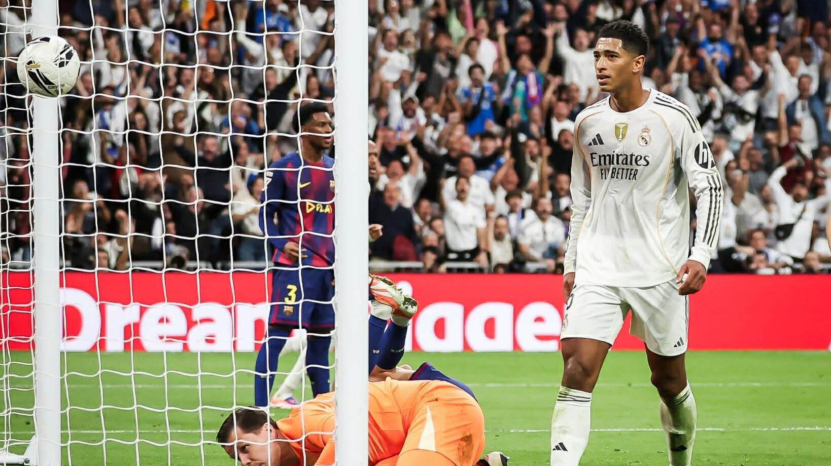 Mbappe, Bellingham tỏa sáng, Real Madrid thắng thuyết phục Barcelona trong trận El Clasico đầy cảm xúc
