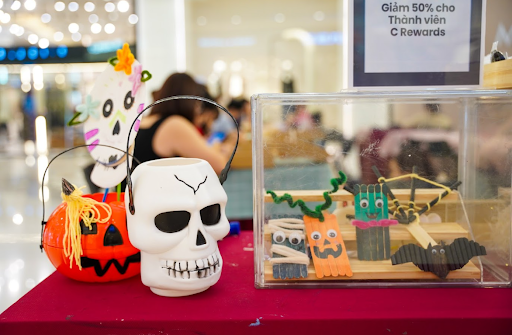 “Biến Hóa Đỉnh Cao” tại Lễ Hội Halloween và Cosplay Party 2025 cùng Crescent Mall - Ảnh 4. “Biến Hóa Đỉnh Cao” tại Lễ Hội Halloween và Cosplay Party 2025 cùng Crescent Mall - Ảnh 4.
