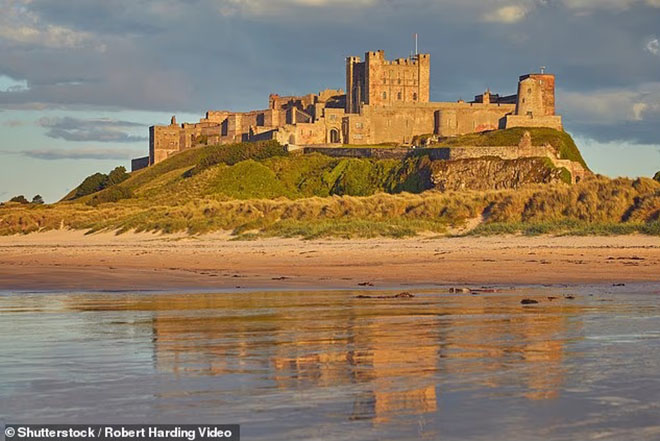 Những bãi biển đẹp nhất Vương quốc Anh mùa Thu: Từ cồn cát vàng óng đến tầm nhìn hùng vĩ  - Ảnh 2. Những bãi biển đẹp nhất Vương quốc Anh mùa Thu: Từ cồn cát vàng óng đến tầm nhìn hùng vĩ  - Ảnh 2.