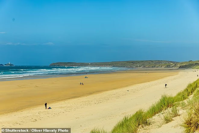 Những bãi biển đẹp nhất Vương quốc Anh mùa Thu: Từ cồn cát vàng óng đến tầm nhìn hùng vĩ  - Ảnh 9. Những bãi biển đẹp nhất Vương quốc Anh mùa Thu: Từ cồn cát vàng óng đến tầm nhìn hùng vĩ  - Ảnh 9.
