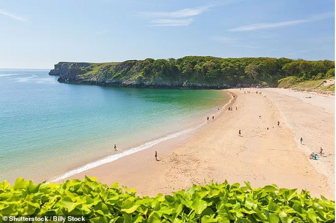 Những bãi biển đẹp nhất Vương quốc Anh mùa Thu: Từ cồn cát vàng óng đến tầm nhìn hùng vĩ  - Ảnh 10. Những bãi biển đẹp nhất Vương quốc Anh mùa Thu: Từ cồn cát vàng óng đến tầm nhìn hùng vĩ  - Ảnh 10.