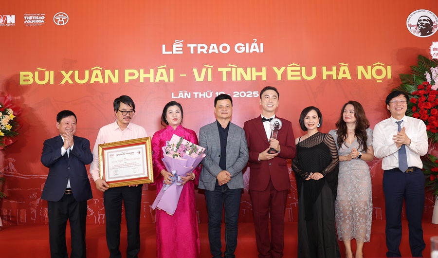 'Thắp lên ngọn lửa tình yêu Hà Nội trong mỗi con người' - Ảnh 3.