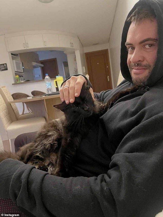 VĐV thể hình nổi tiếng qua đời vì quá đau buồn khi mất ... 'mèo cưng' - Ảnh 2. VĐV thể hình nổi tiếng qua đời vì quá đau buồn khi mất ... 'mèo cưng' - Ảnh 2.