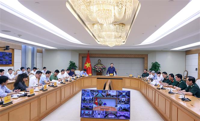 Phó Thủ tướng Trần Hồng Hà chủ trì cuộc họp. Ảnh: Văn Điệp – TTXVN
