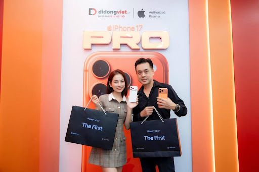 Nghệ sĩ nô nức sắm iPhone 17 Pro Max tại Di Động Việt nhờ chính sách thu cũ ‘đáng tiền’ - Ảnh 1.