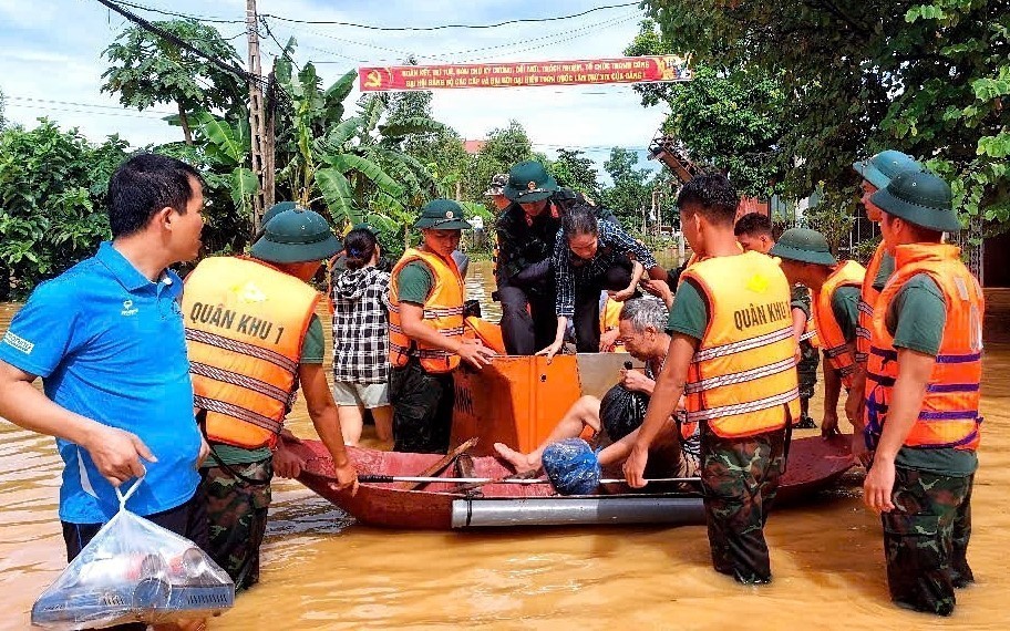 Cập nhật tình hình lũ lụt tại các tỉnh thành ngày 9/10 - Ảnh 1.