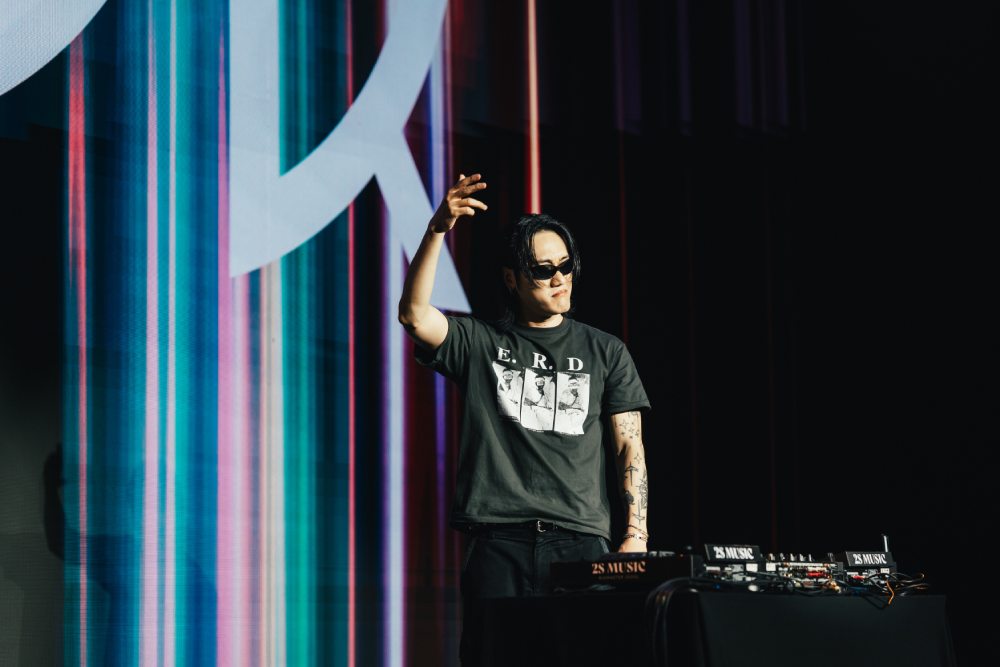 BTOB, DPR CREAM & DPR ARTIC, Dragon Pony cuồng nhiệt trước 1.500 khán giả TP.HCM - Ảnh 5. BTOB, DPR CREAM & DPR ARTIC, Dragon Pony cuồng nhiệt trước 1.500 khán giả TP.HCM - Ảnh 5.