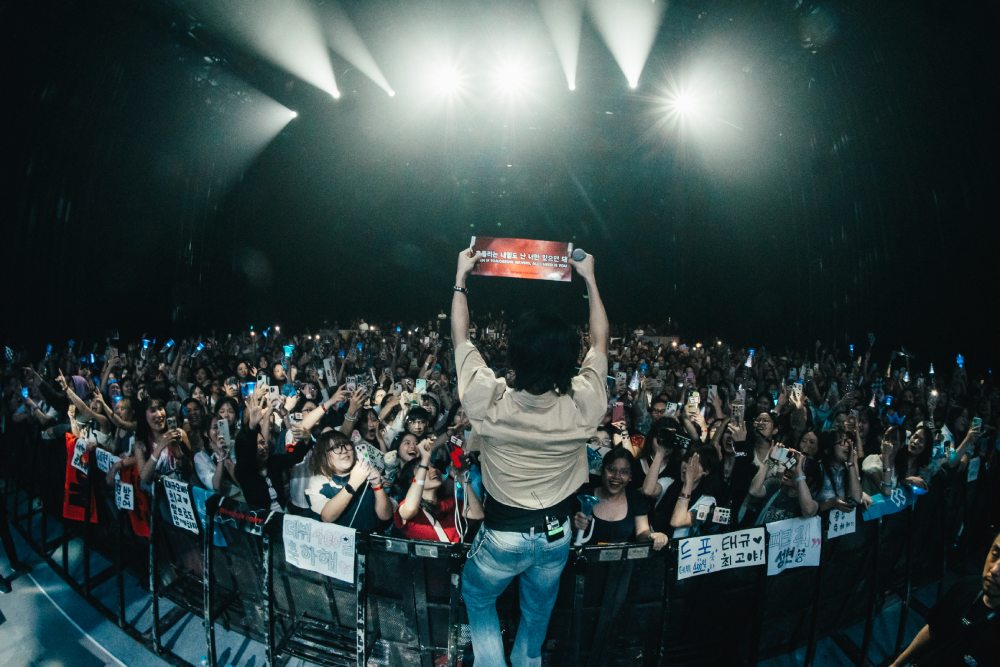 BTOB, DPR CREAM & DPR ARTIC, Dragon Pony cuồng nhiệt trước 1.500 khán giả TP.HCM - Ảnh 2. BTOB, DPR CREAM & DPR ARTIC, Dragon Pony cuồng nhiệt trước 1.500 khán giả TP.HCM - Ảnh 2.