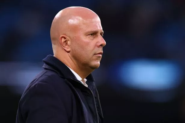 Tin nóng thể thao sáng 10/11: Báo quốc tế chỉ ra sự thật về tình huống gây tranh cãi giữa chủ công Việt Nam và sao Thái Lan - Ảnh 6.