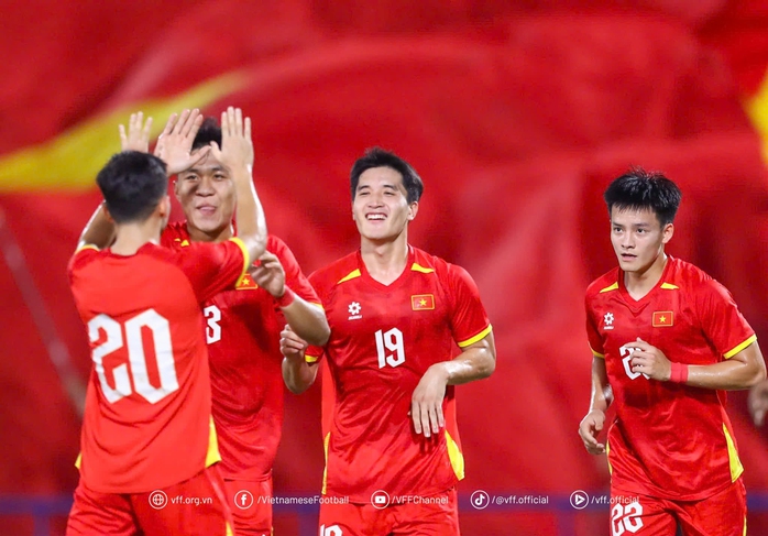 TRỰC TIẾP bóng đá U22 Việt Nam vs U22 Trung Quốc 18h35 hôm nay, Panda Cup 2025 - Ảnh 1.