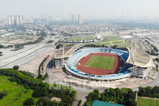 Sân bóng được ví như 'trái tim bóng đá Việt Nam' sẽ cải tạo toàn diện, trồng cỏ mới như sân bóng của MU - Ảnh 2.