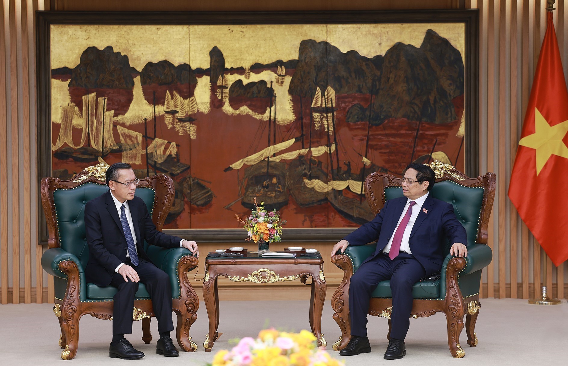 Thủ tướng tiếp Bộ trưởng Bộ Lao động và Phúc lợi xã hội Lào - Ảnh 2.