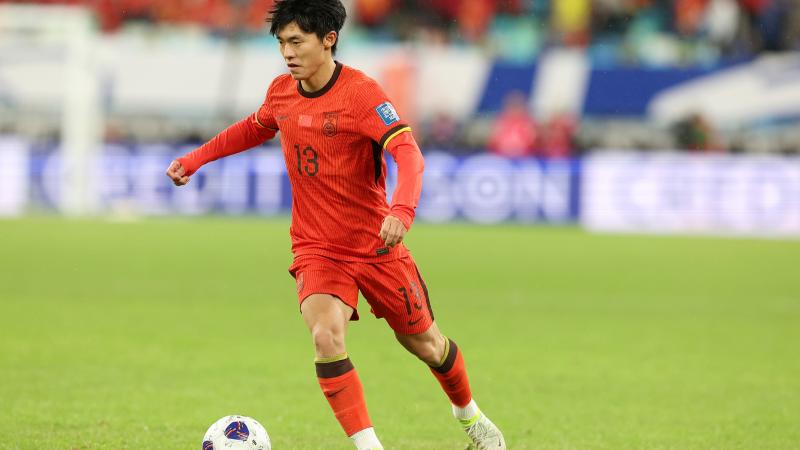 Thua tuyển trẻ Việt Nam, cầu thủ Trung Quốc lấy lý do đội bóng có ít cầu thủ dự bị hơn - Ảnh 1.