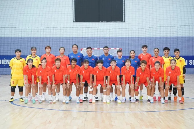 ĐT futsal nữ Việt Nam đặt mục tiêu cao nhất ở SEA Games 2025 - Ảnh 1. ĐT futsal nữ Việt Nam đặt mục tiêu cao nhất ở SEA Games 2025 - Ảnh 1.
