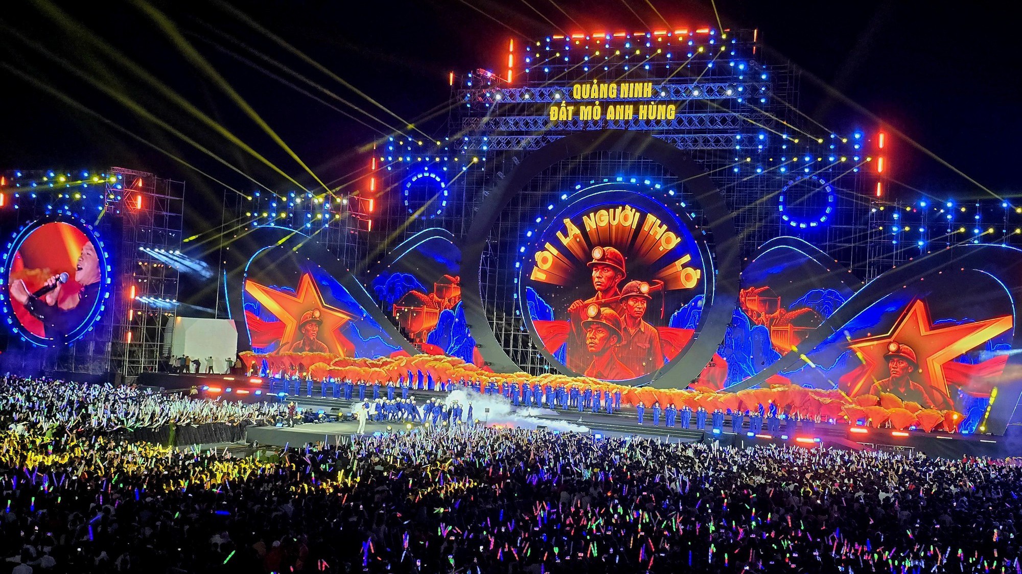 Chương trình biểu diễn "Quảng Ninh - Đất mỏ anh hùng"