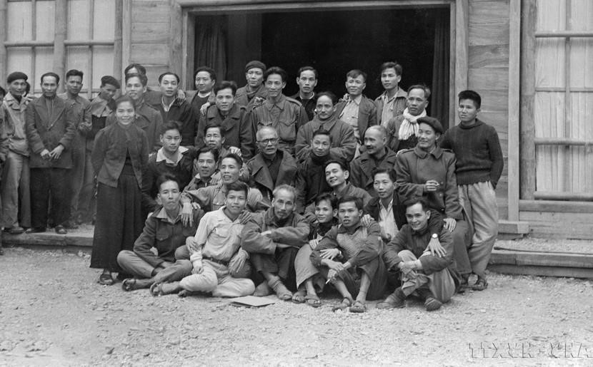 95 năm Ngày truyền thống Mặt trận Tổ quốc Việt Nam: Biểu tượng sáng ngời của khối đại đoàn kết toàn dân tộc - Ảnh 2.