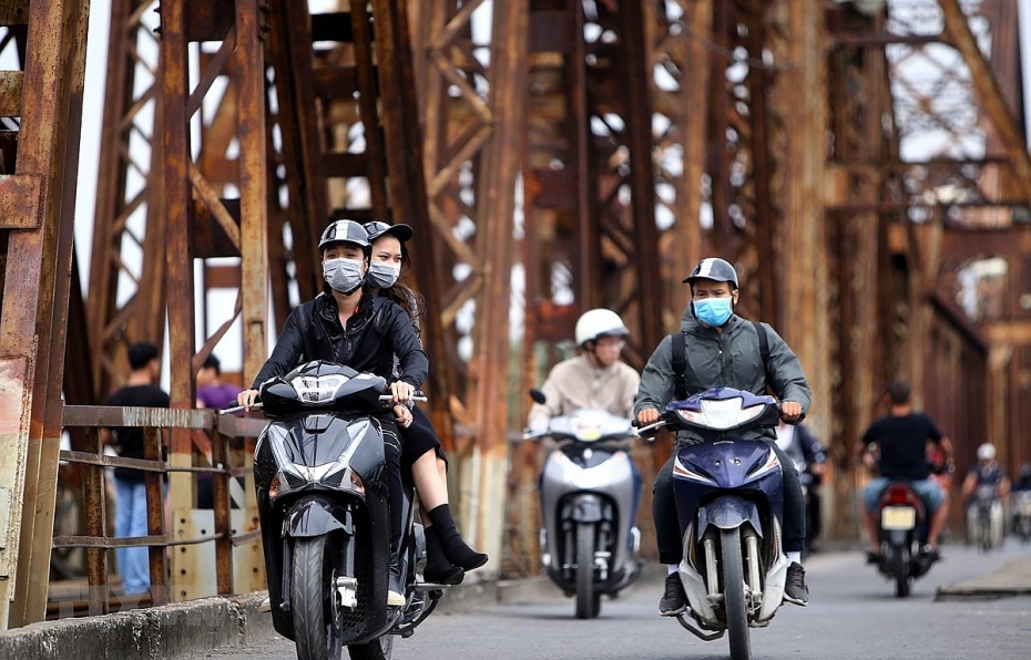 Thời tiết ngày 17/11: Miền Bắc chuyển rét, Trung Bộ tiếp tục mưa lớn - Ảnh 1. Thời tiết ngày 17/11: Miền Bắc chuyển rét, Trung Bộ tiếp tục mưa lớn - Ảnh 1.