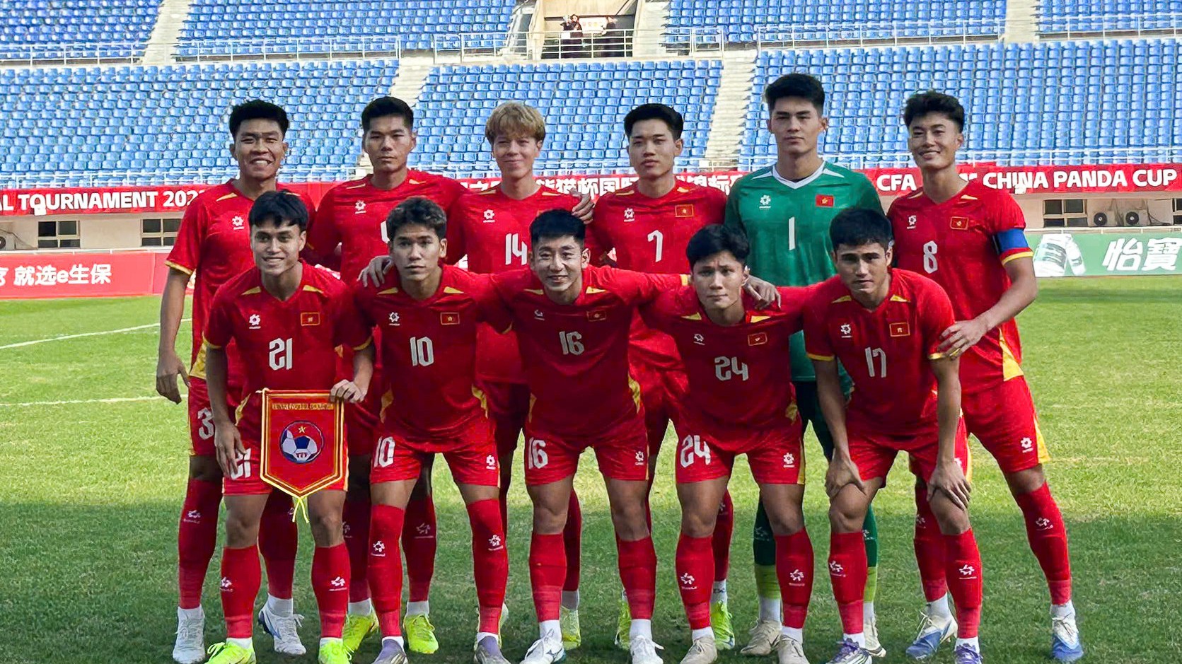 Văn Trường chấn thương, U22 Việt Nam thua U22 Hàn Quốc ở Panda Cup 2025