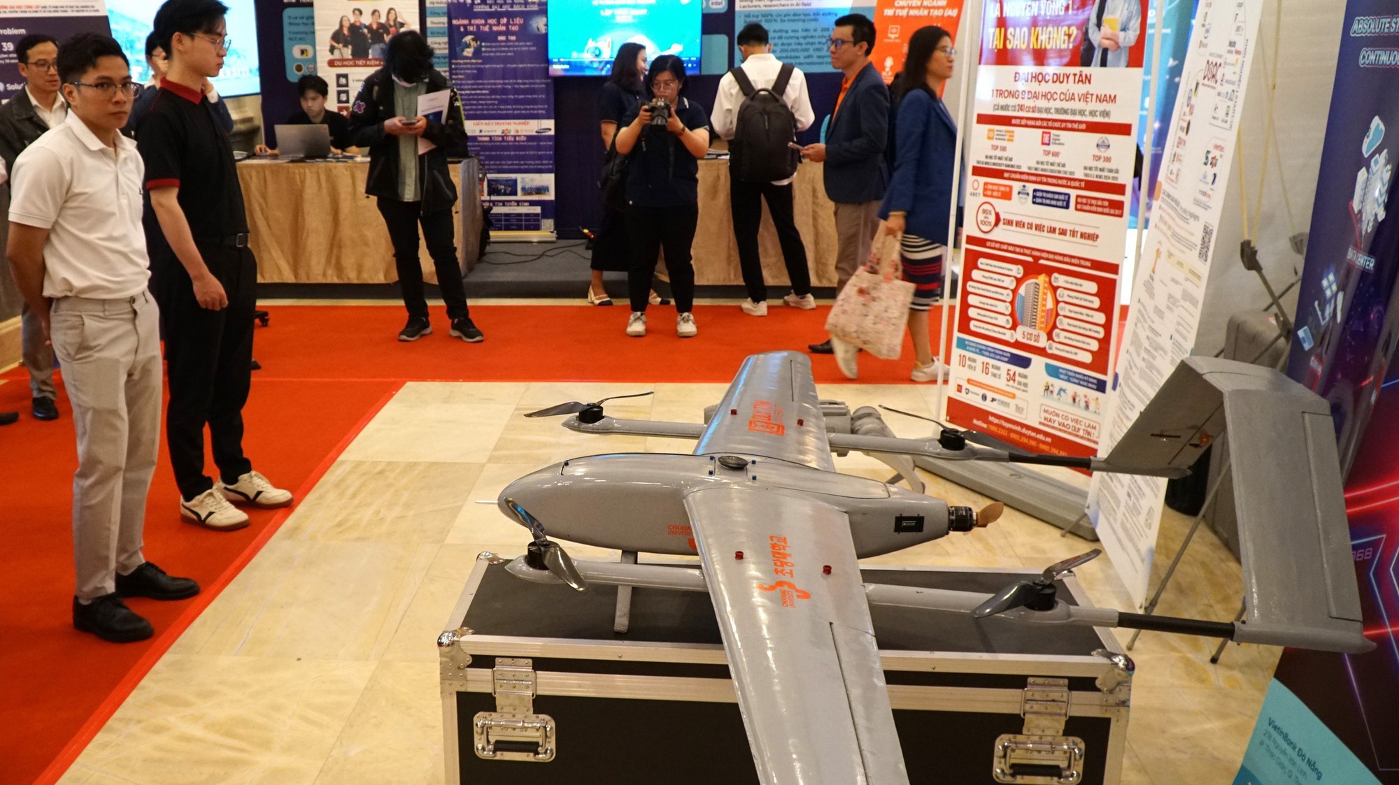 Kiến tạo chủ quyền số bằng chiến lược AI mở