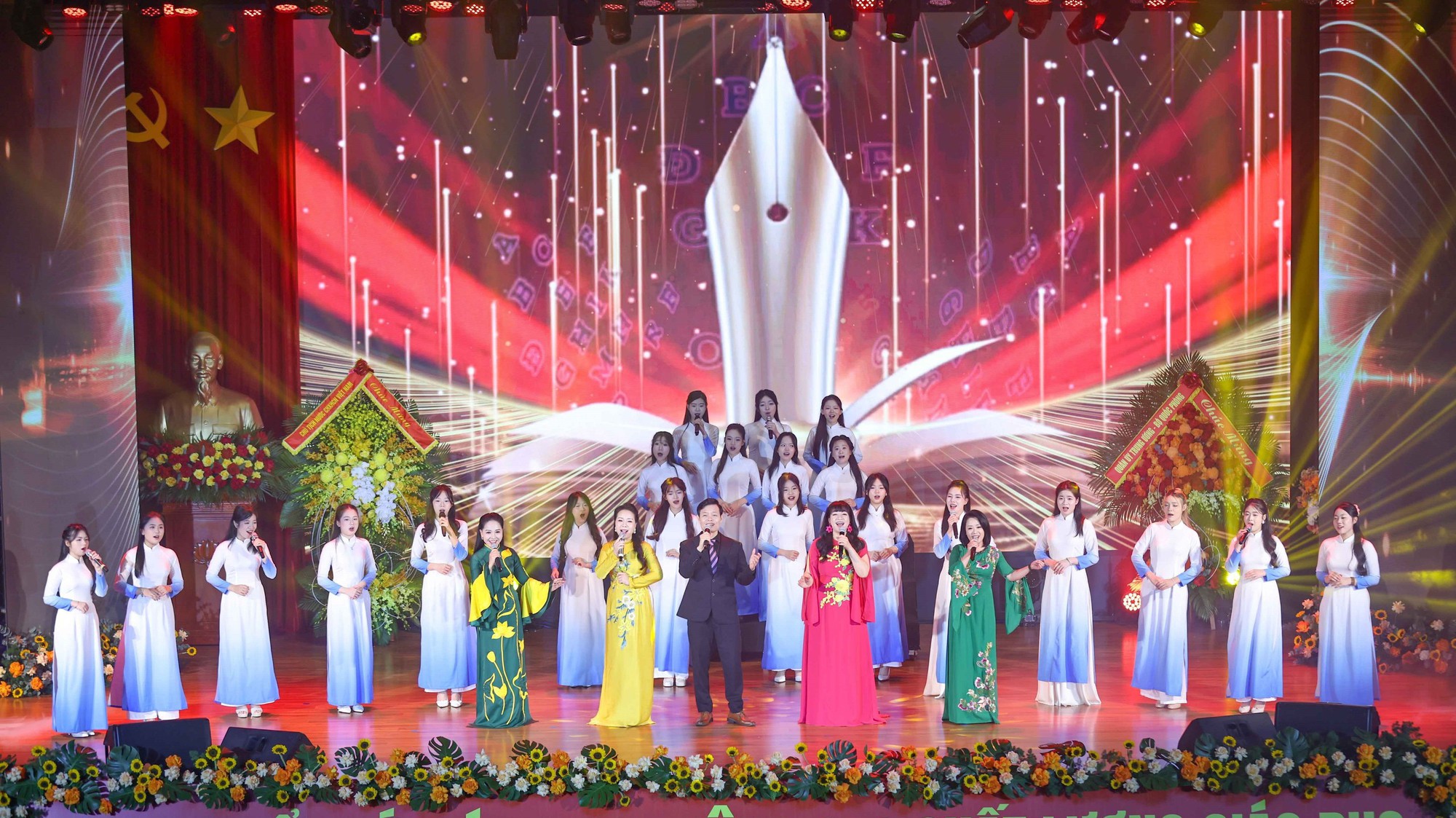 Ngày Nhà giáo Việt Nam: Vinh quang nghề thầy – “Những kỹ sư tâm hồn”