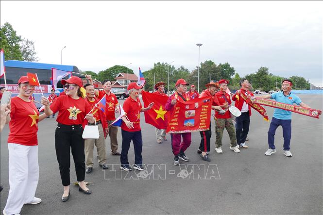 TRỰC TIẾP bóng đá Việt Nam vs Lào: Xuân Son dự bị, Văn Lâm bắt chính - Ảnh 2. TRỰC TIẾP bóng đá Việt Nam vs Lào: Xuân Son dự bị, Văn Lâm bắt chính - Ảnh 2.