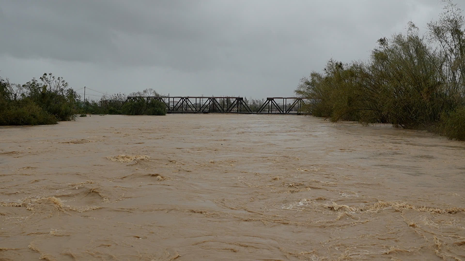 Thời tiết ngày 21/11: Lũ trên các sông từ Huế đến Khánh Hòa đang xuống
