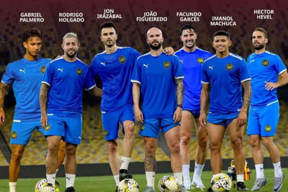 FIFA công bố chi tiết bất thường trong vụ gian lận nhập tịch của LĐBĐ Malaysia, tuyển Việt Nam có hy vọng được xử thắng - Ảnh 1.