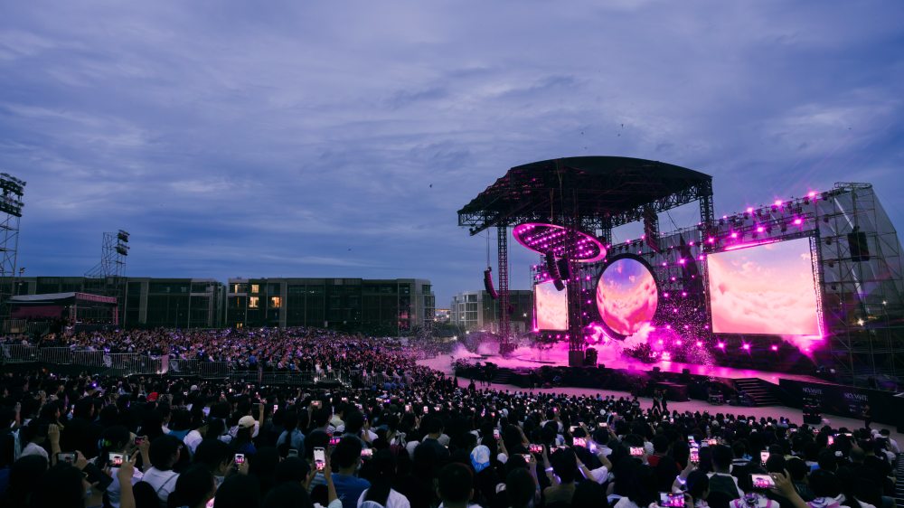 “Live concert SKYNOTE 2025”: Độ chín của Quốc Thiên - Ảnh 1.