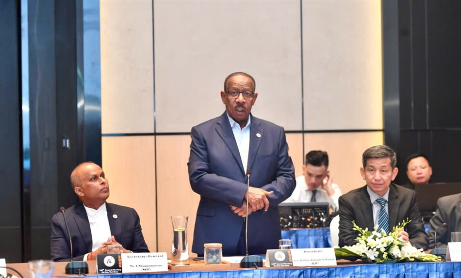 Chủ tịch Liên đoàn Điền kinh châu Á, ông Dahlan Jumaan Al Hamad đánh giá cao vai trò của Điền kinh Việt Nam Chủ tịch Liên đoàn Điền kinh châu Á, ông Dahlan Jumaan Al Hamad đánh giá cao vai trò của Điền kinh Việt Nam