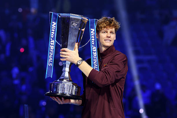 Jannik Sinner lập kỳ tích thắng 20 set liên tiếp tại ATP Finals, chỉ kém Ivan Lendl (thắng 24 set liên tiếp trong giai đoạn 1985–1987)