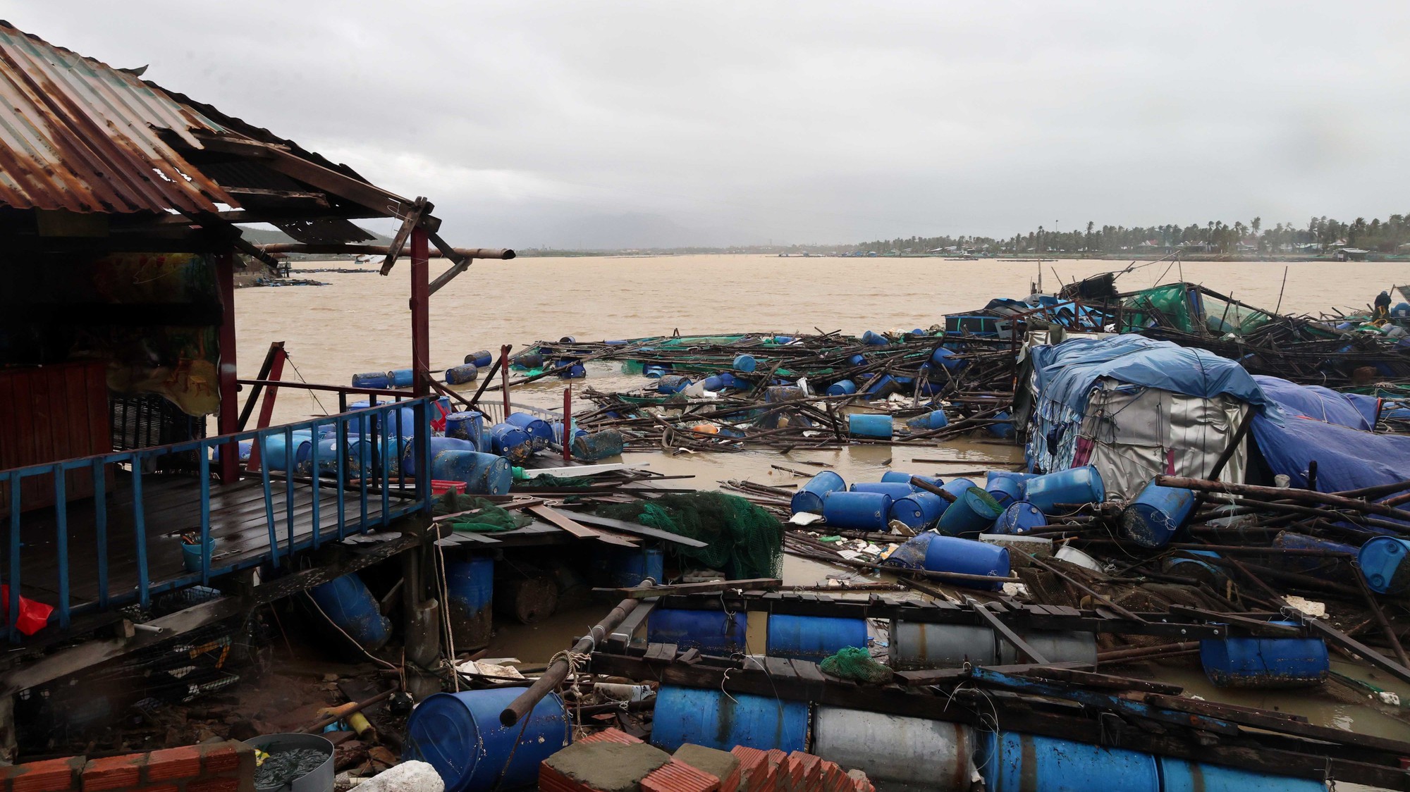 Mưa lũ miền Trung – Tây Nguyên: Thiệt hại trên 1.300 ha thủy sản