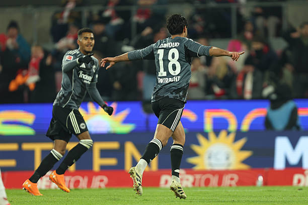 Frankfurt sẽ đánh bại Atalanta trên sân nhà?