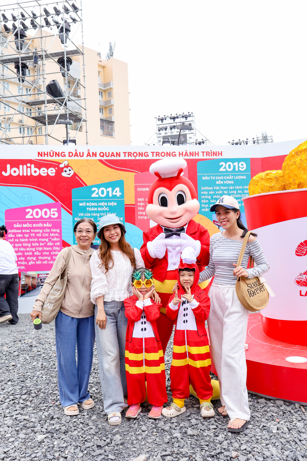 The Jolly Day: Mỹ Tâm, RHYDER và dàn sao “đốn tim” hơn 15.000 khán giả trẻ - Ảnh 6.