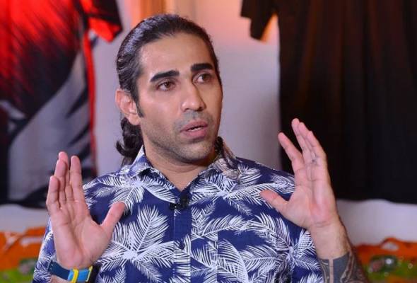 Nhà báo từng chỉ trích LĐBĐ Malaysia gian lận nhập tịch bị hành hung, phải  báo cảnh sát