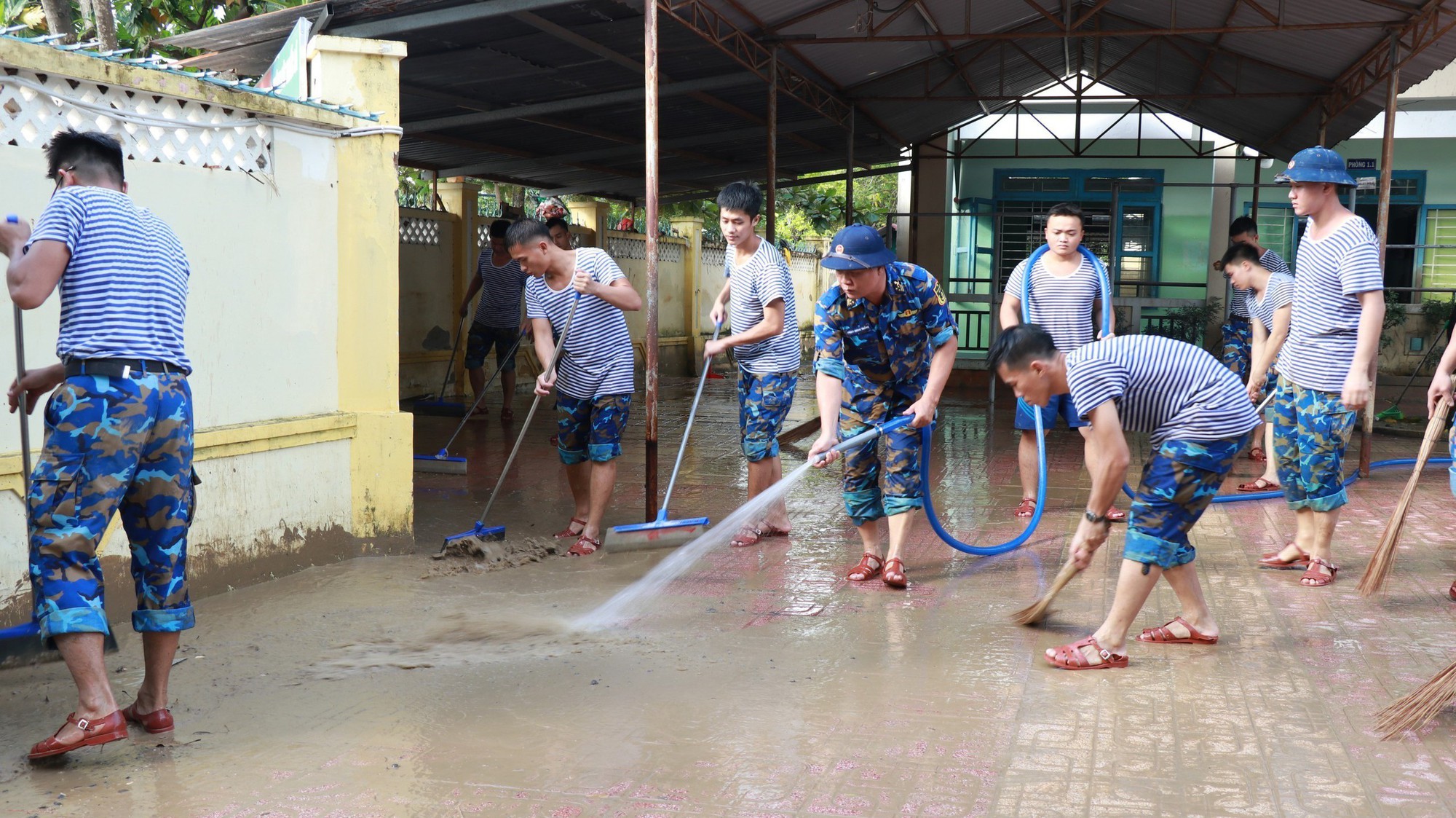 Chính phủ ban hành Nghị quyết khắc phục hậu quả thiên tai, phục hồi sản xuất khu vực miền Trung