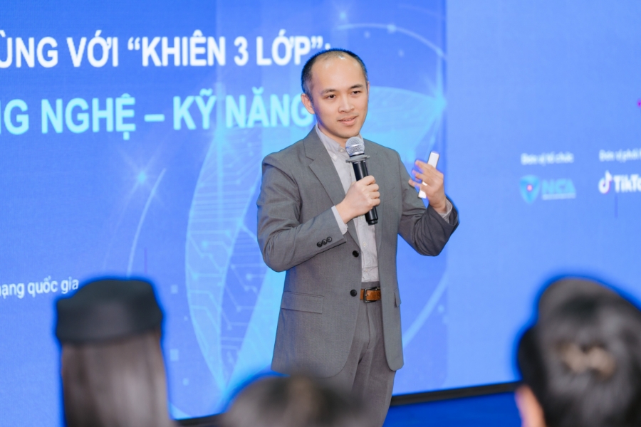 Chủ động bảo vệ trước tội phạm mạng với “3 không – 3 nhanh” - Ảnh 1. Chủ động bảo vệ trước tội phạm mạng với “3 không – 3 nhanh” - Ảnh 1.