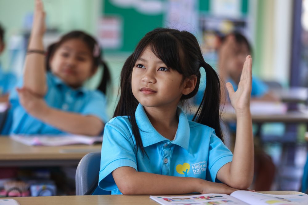 Quỹ Hiểu về trái tim bảo trợ cho 37 học sinh trường Tiểu học Đắk Nông - Ảnh 4. Quỹ Hiểu về trái tim bảo trợ cho 37 học sinh trường Tiểu học Đắk Nông - Ảnh 4.