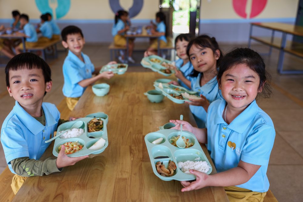 Quỹ Hiểu về trái tim bảo trợ cho 37 học sinh trường Tiểu học Đắk Nông - Ảnh 7. Quỹ Hiểu về trái tim bảo trợ cho 37 học sinh trường Tiểu học Đắk Nông - Ảnh 7.