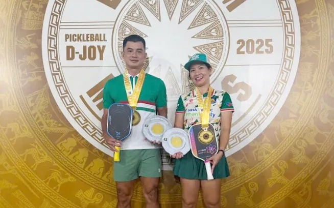 Cựu tuyển thủ quốc gia quần vợt lên ngôi vô địch Pickleball D-Joy VietNam Master ở tuổi 43 - Ảnh 1. Cựu tuyển thủ quốc gia quần vợt lên ngôi vô địch Pickleball D-Joy VietNam Master ở tuổi 43 - Ảnh 1.